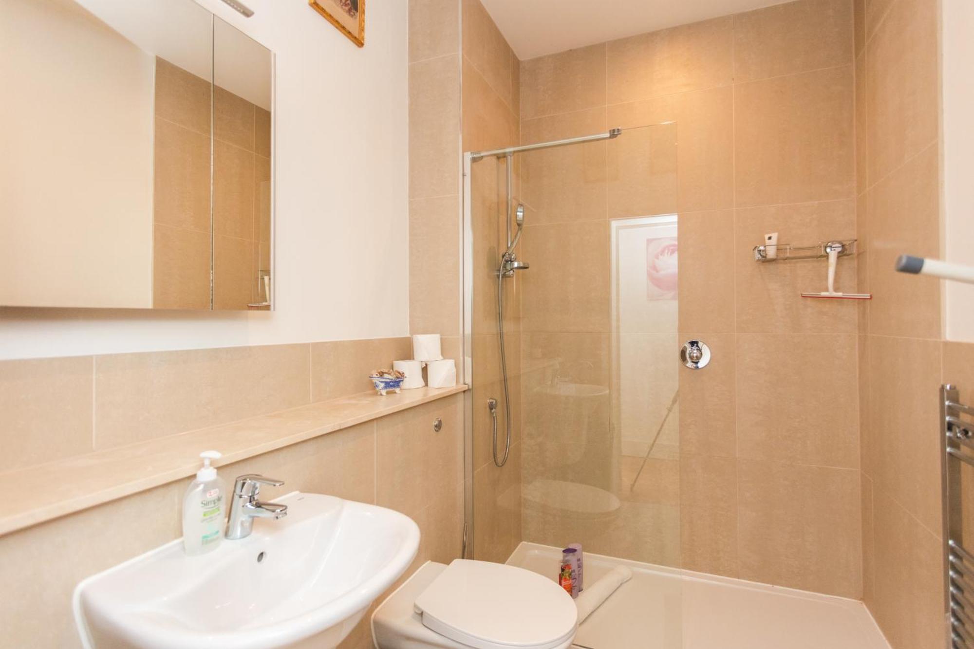 Homely 1 Bedroom Apartment In The Heart Of Vibrant Camden Λονδίνο Εξωτερικό φωτογραφία